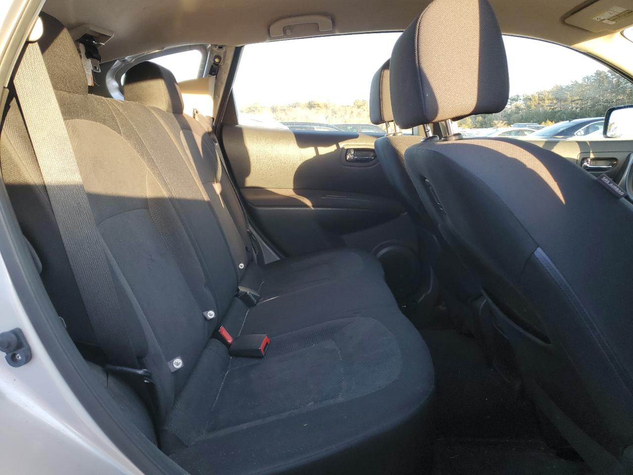 2015 Nissan Rogue - Image 11