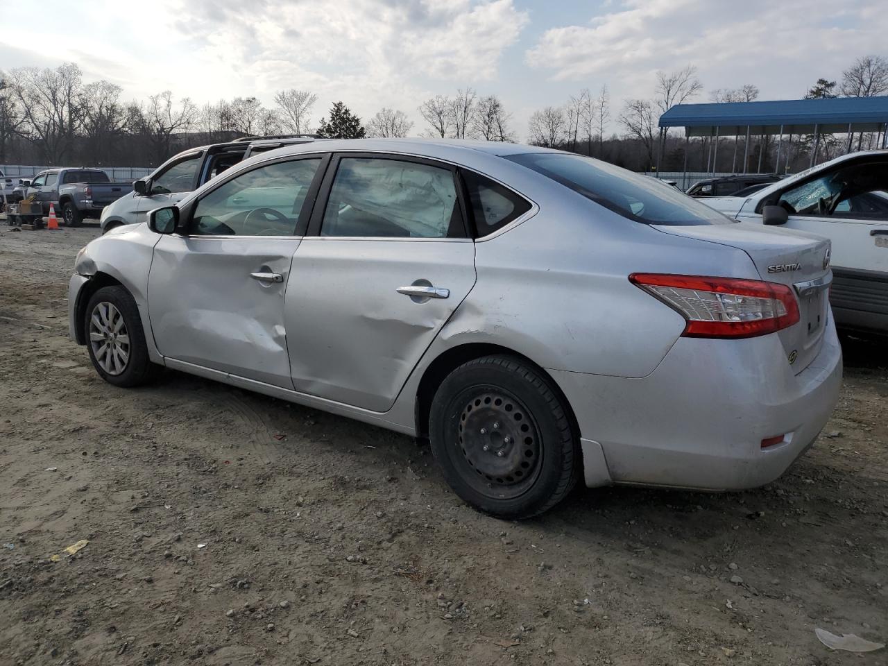 2014 Nissan Sentra - Image 2