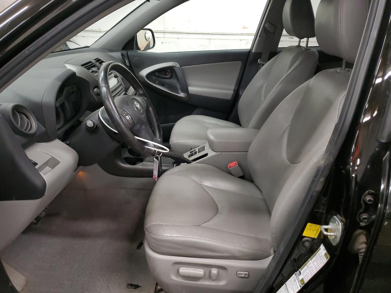 2012 Toyota RAV 4 - Image 7