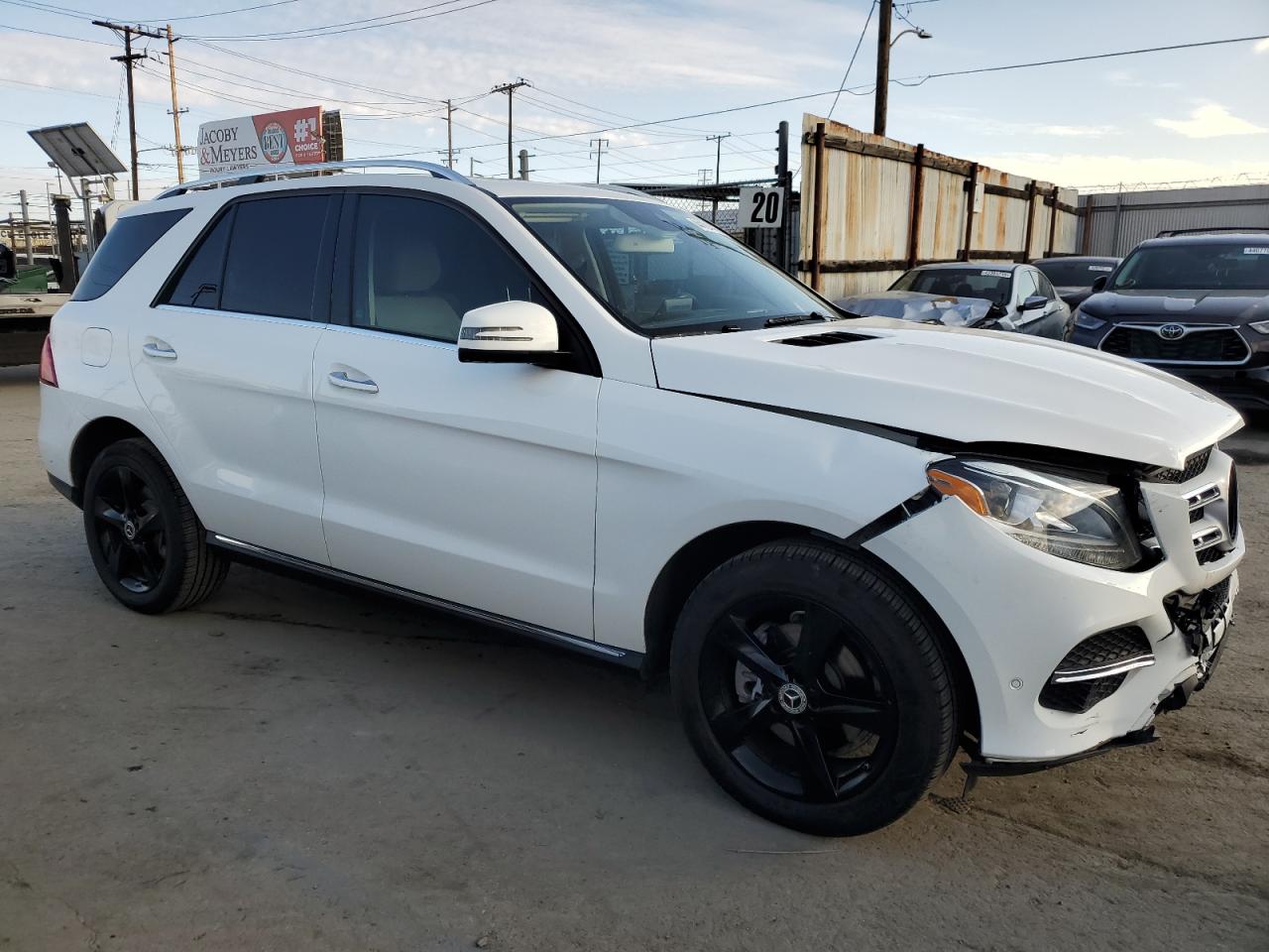 2018 Mercedes-Benz GLE - Image 4