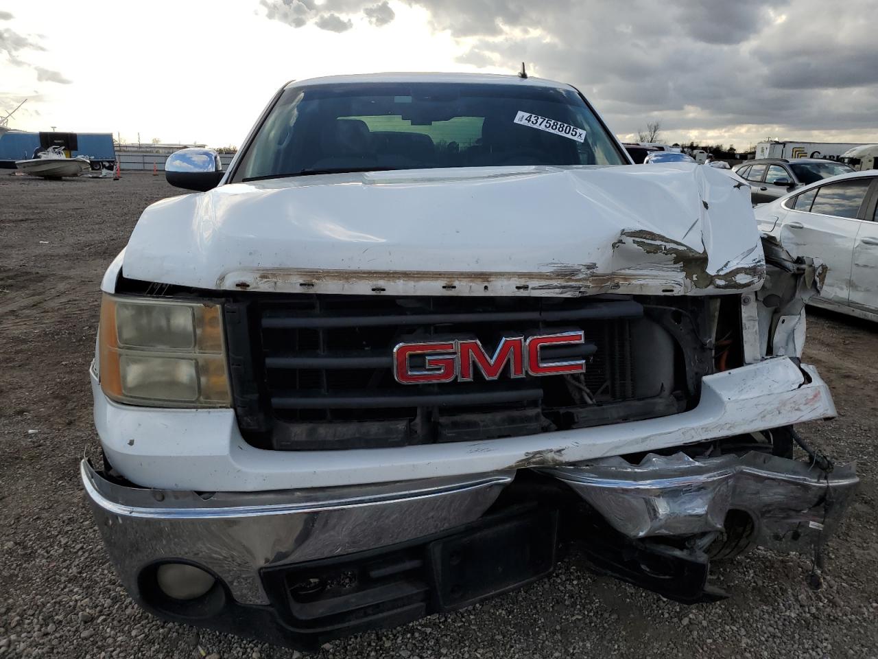2008 GMC Sierra - Image 5