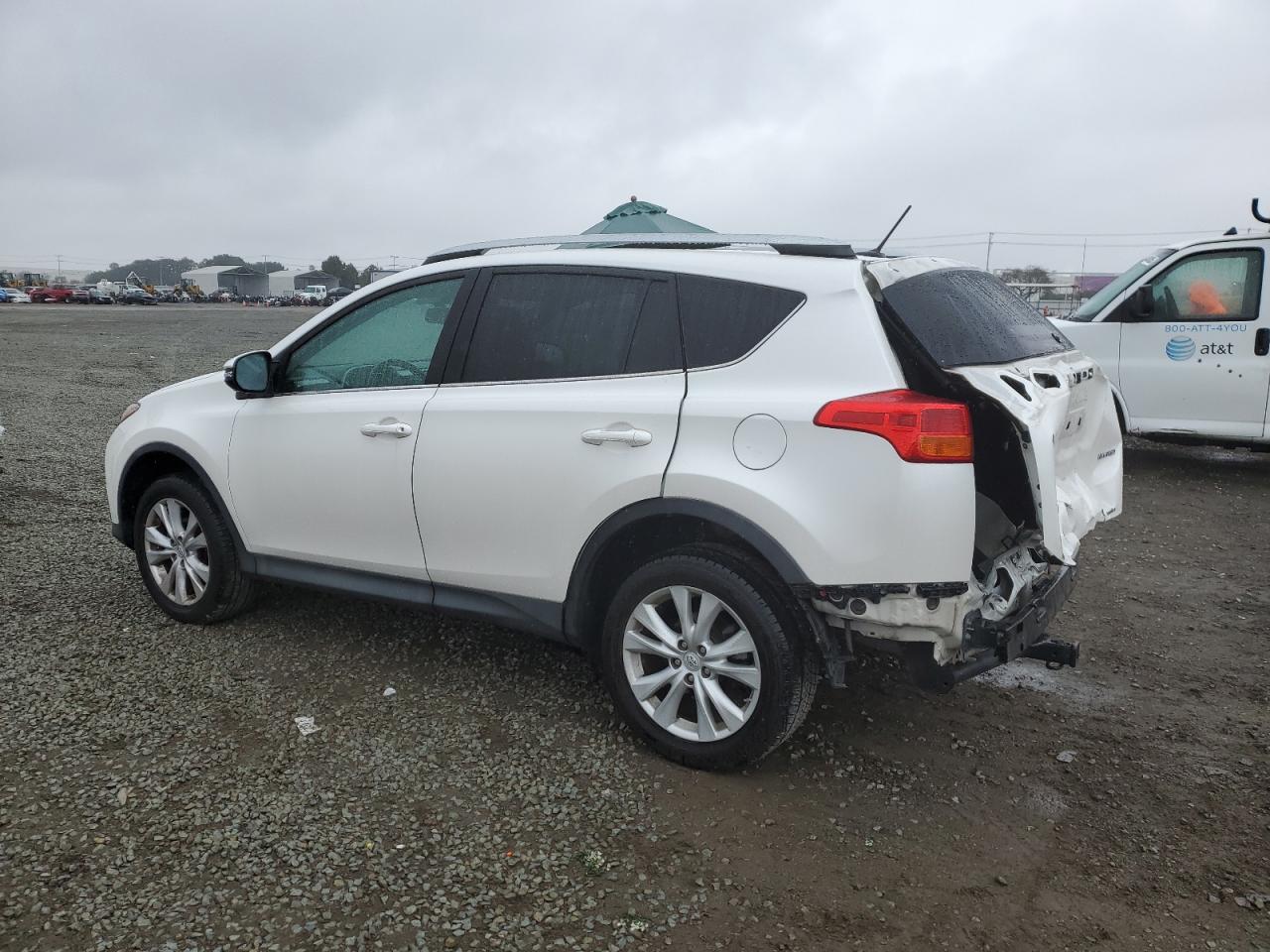 2014 Toyota RAV 4 - Image 2