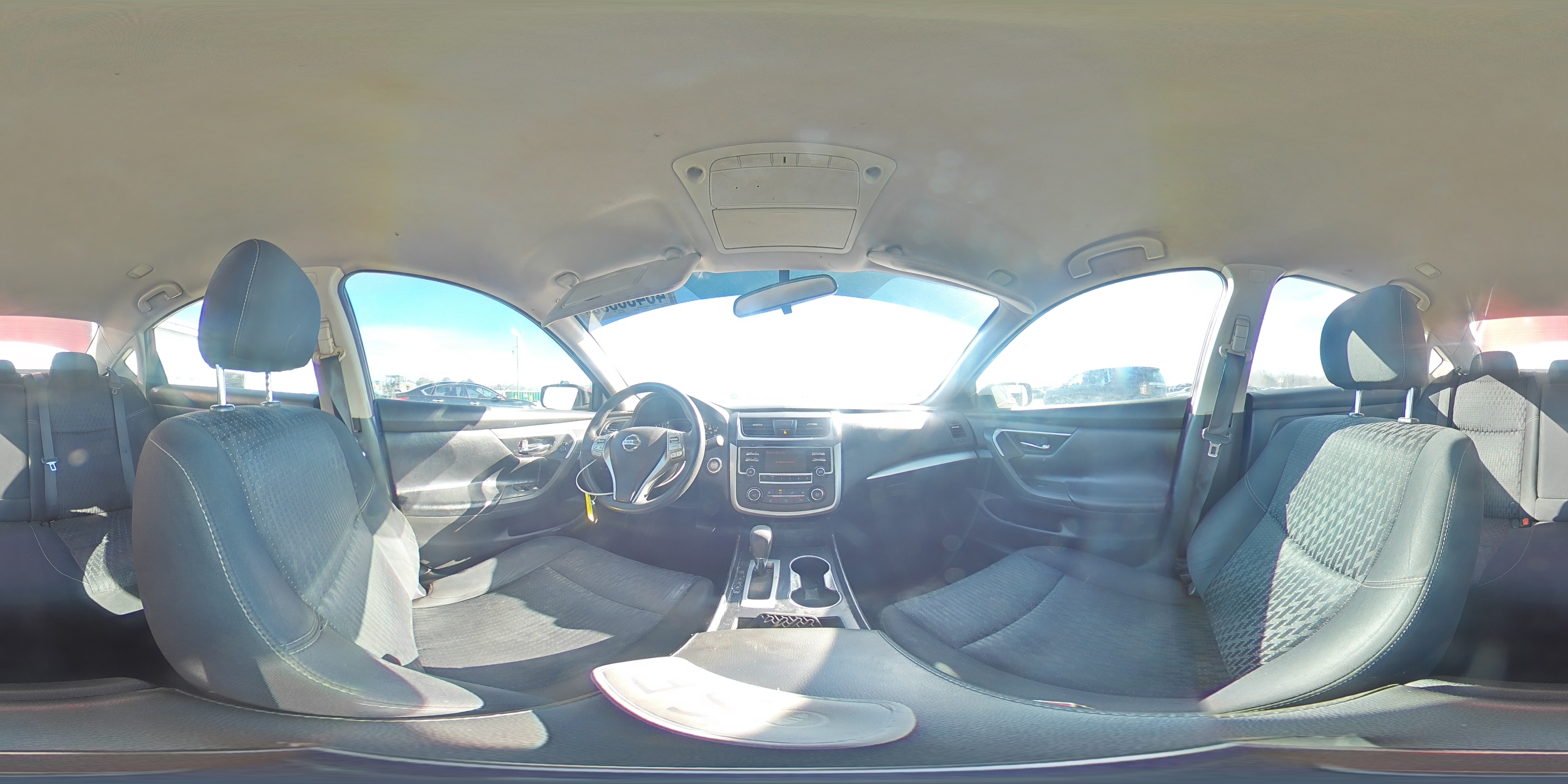 2016 Nissan Altima - Image 14
