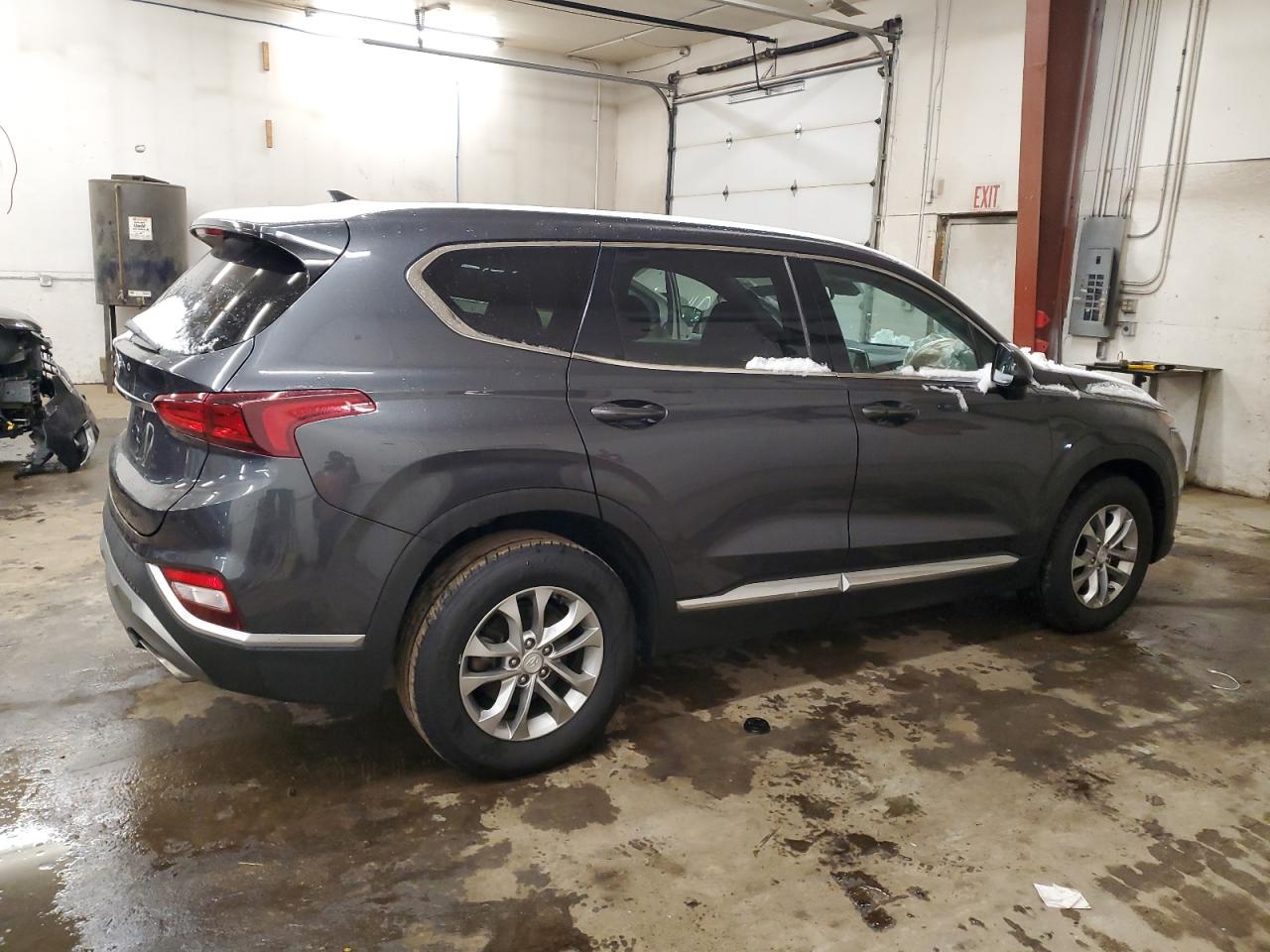 2020 Hyundai Santa Fe - Image 3