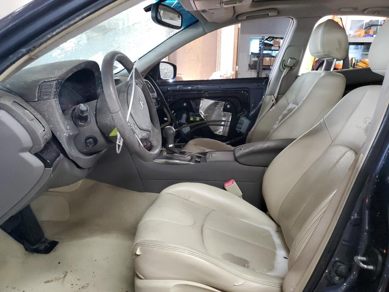 2012 Infiniti G - Image 7
