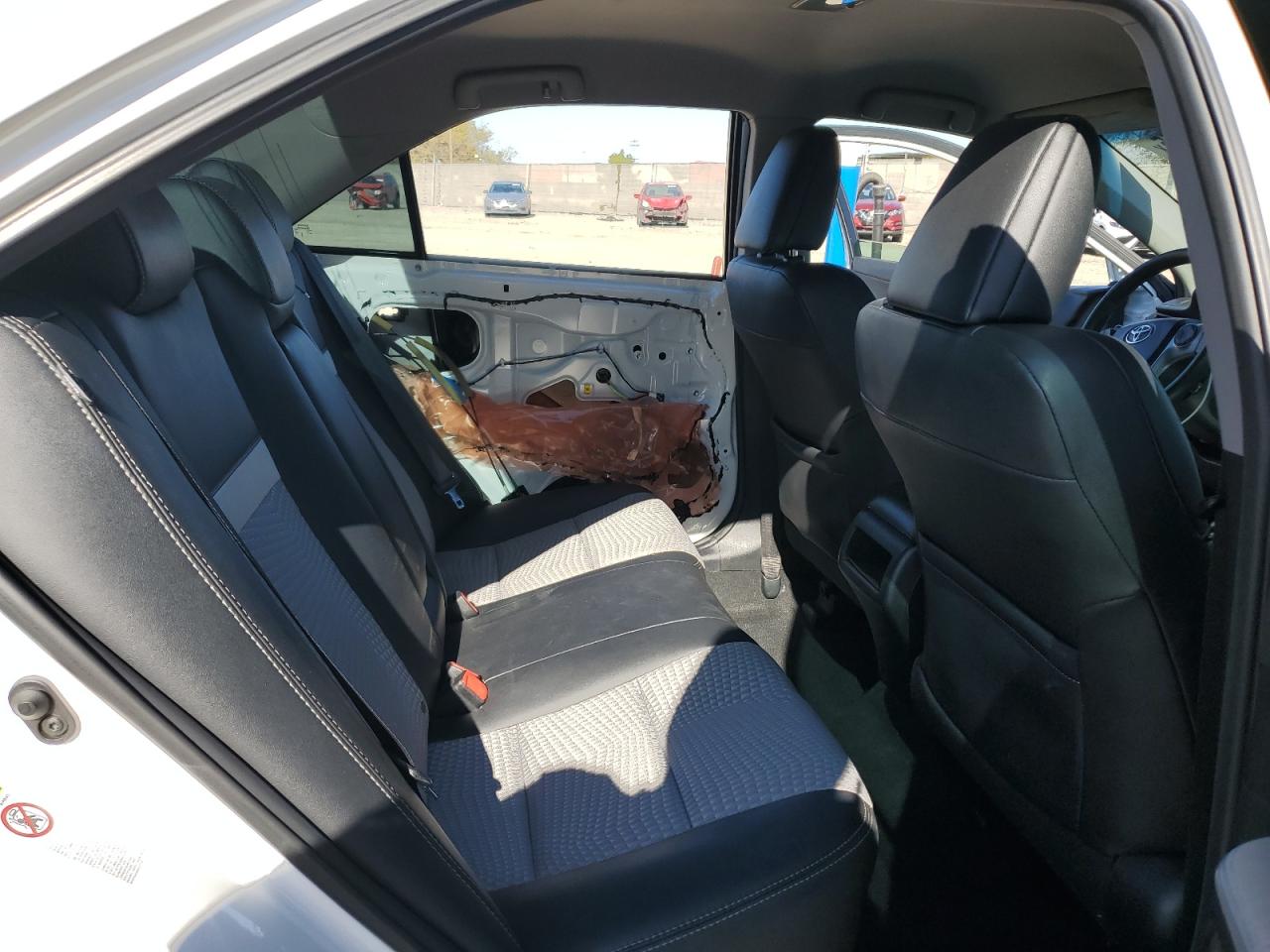 2012 Toyota Camry - Image 10