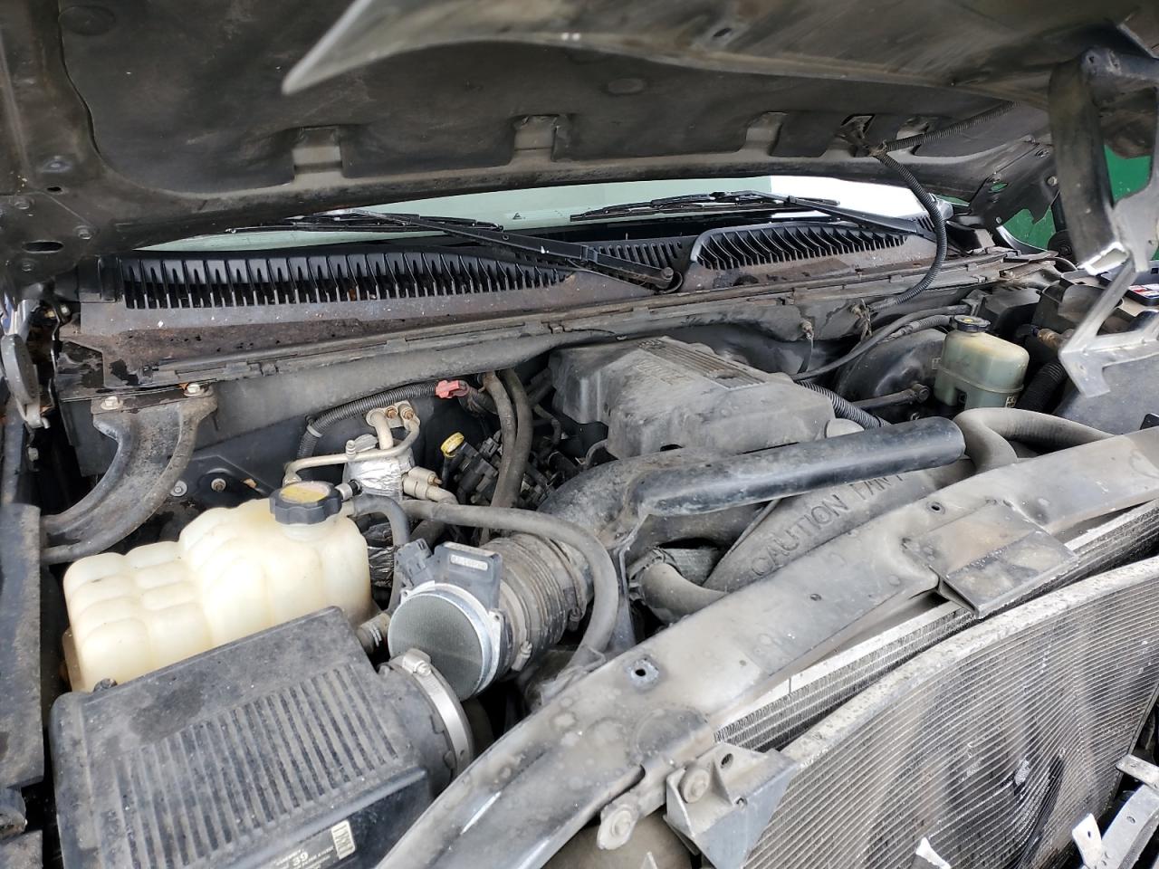 1999 Chevrolet Silverado - Image 11