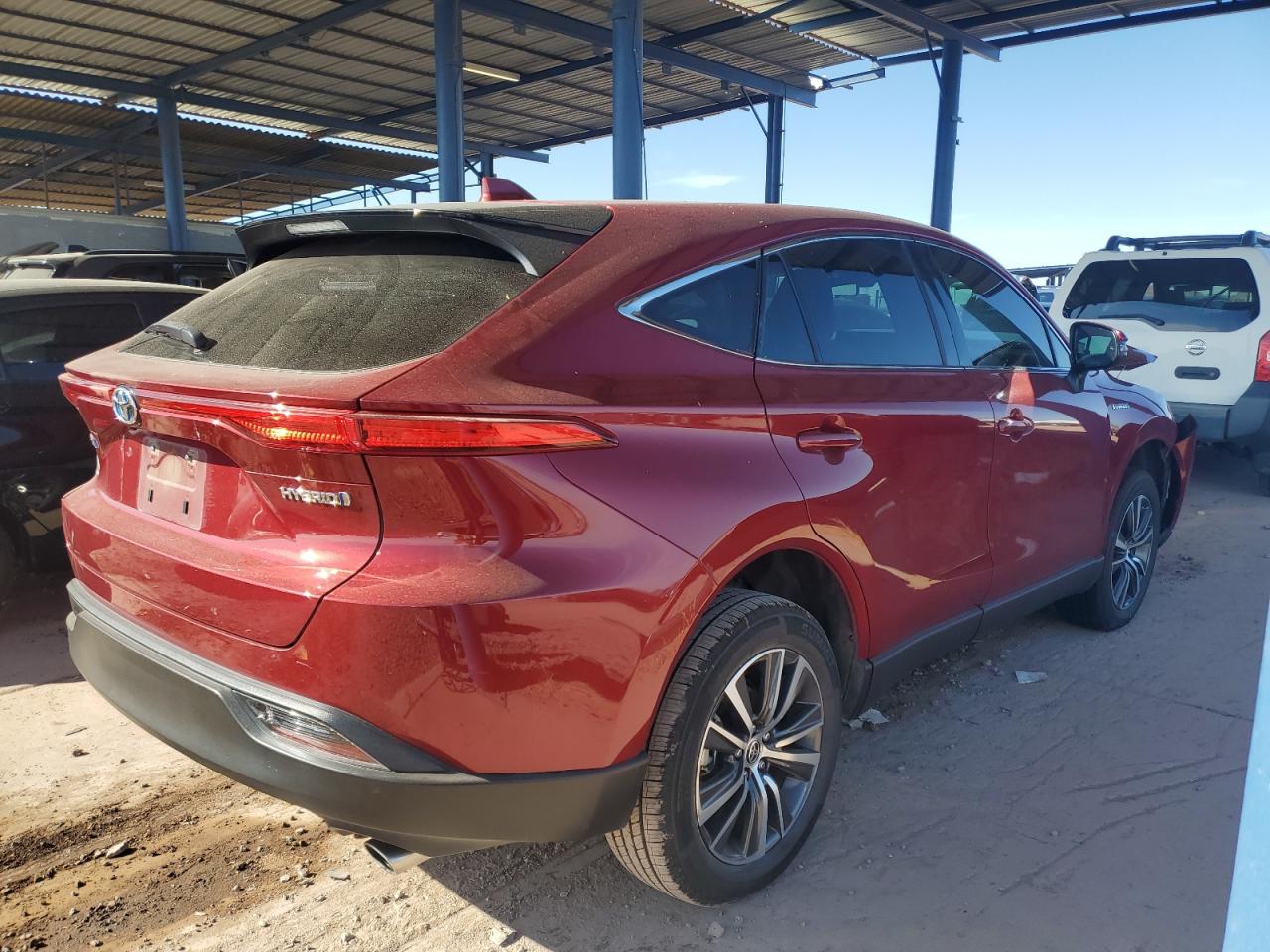 2021 Toyota Venza - Image 3