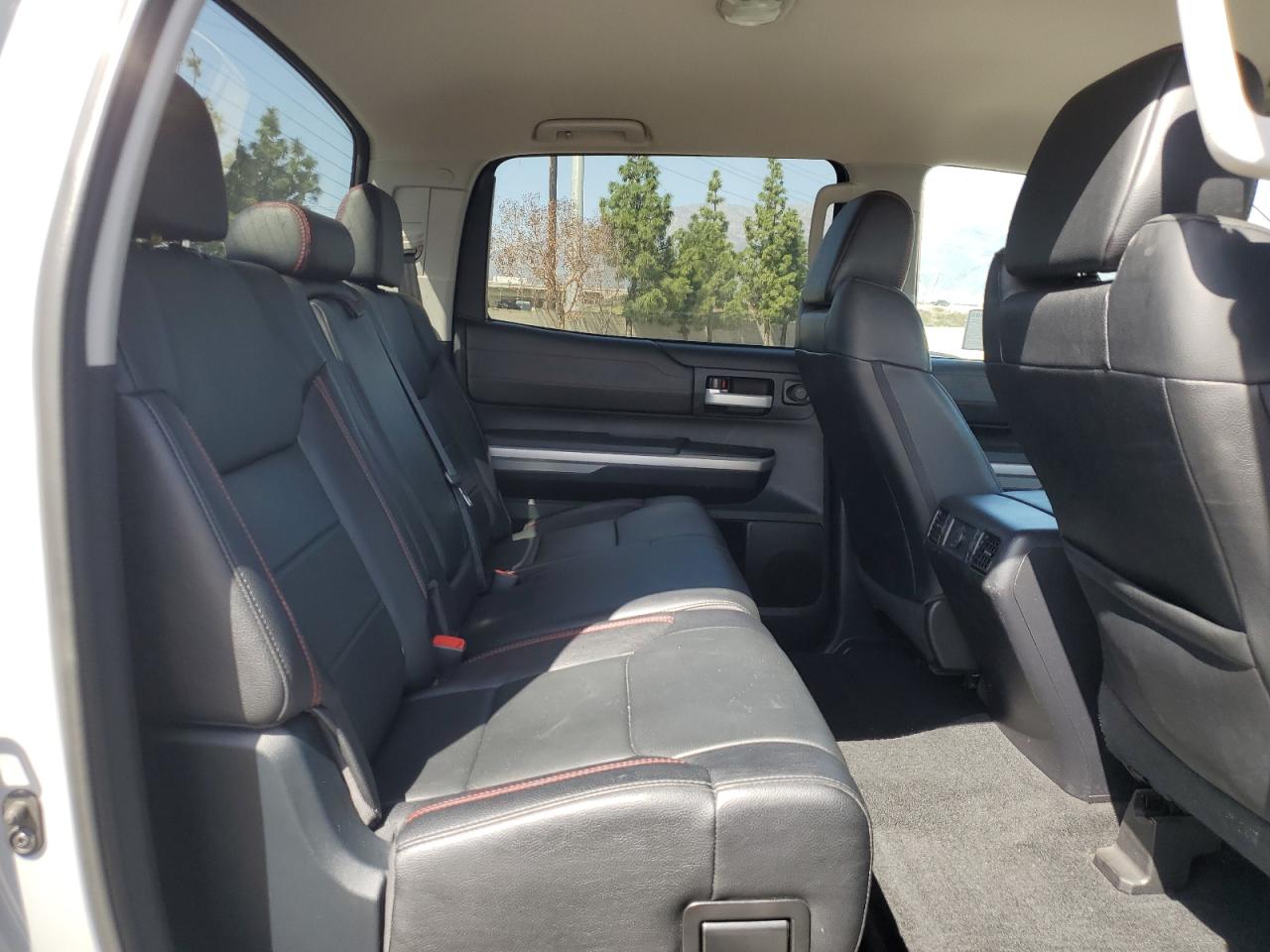 2017 Toyota Tundra - Image 11