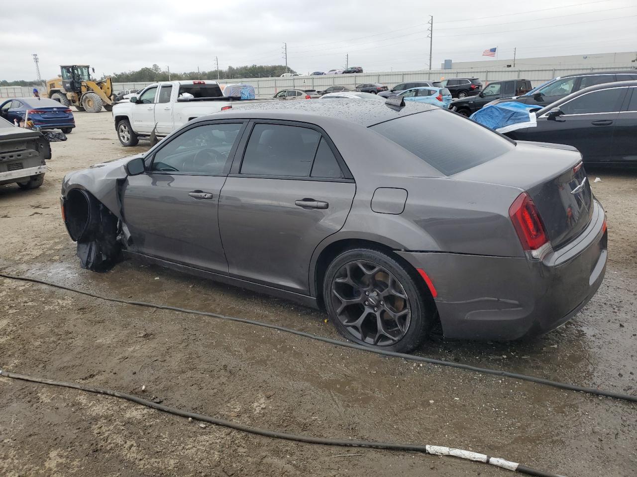 2019 Chrysler 300 - Image 2