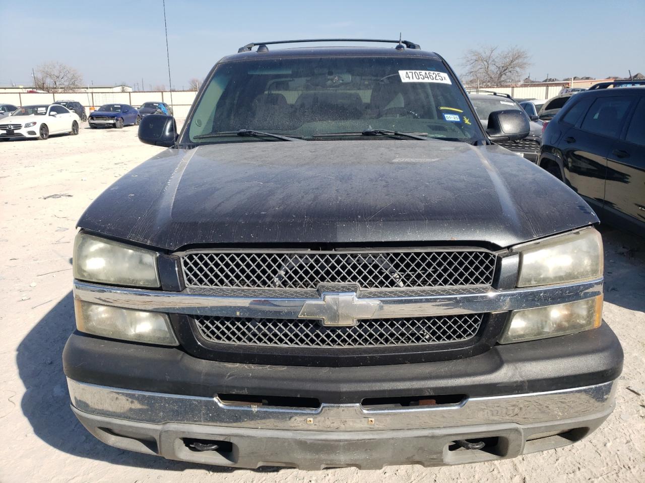 2005 Chevrolet Avalanche - Image 5