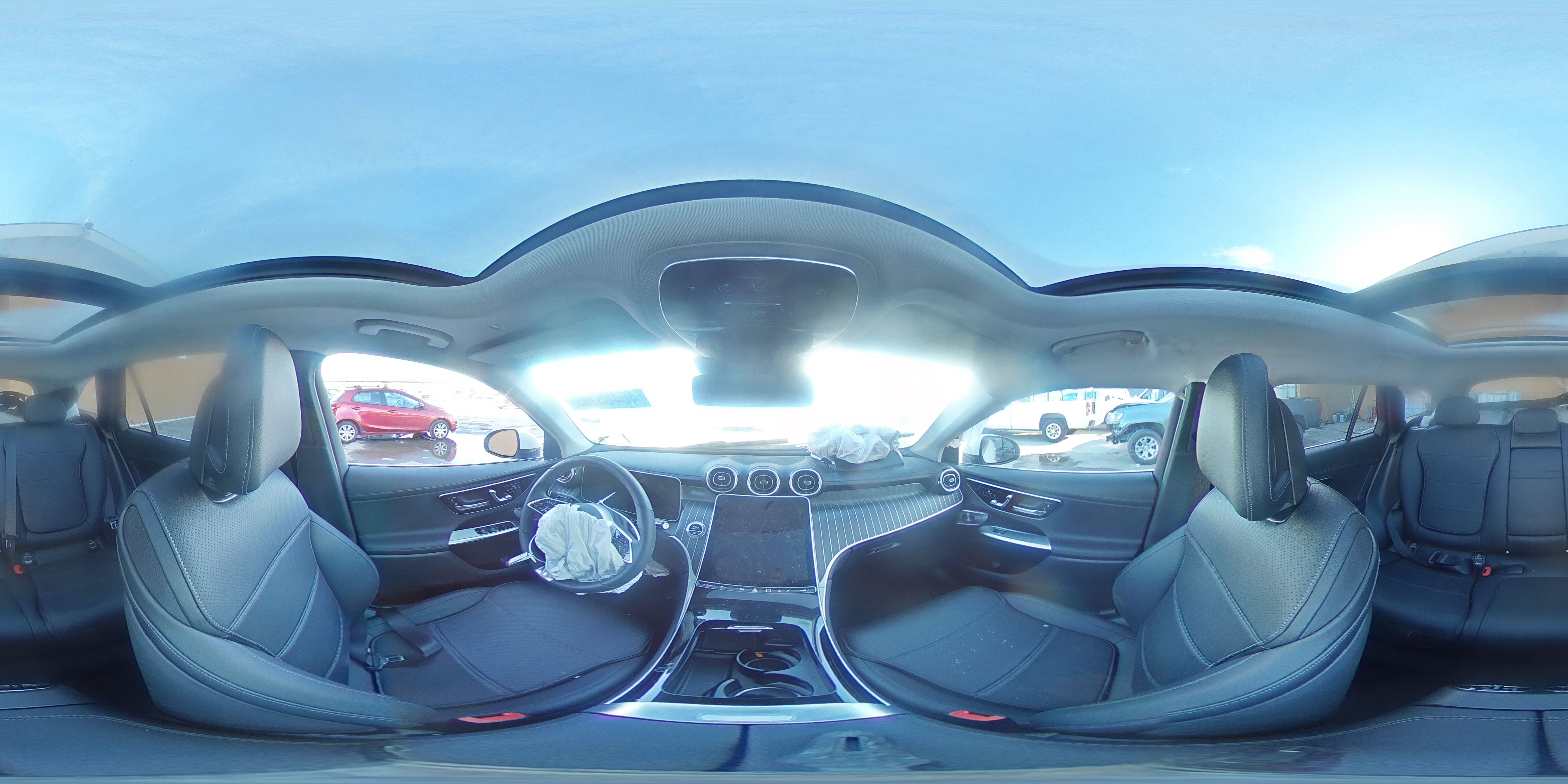 2024 Mercedes-Benz GLC - Image 13