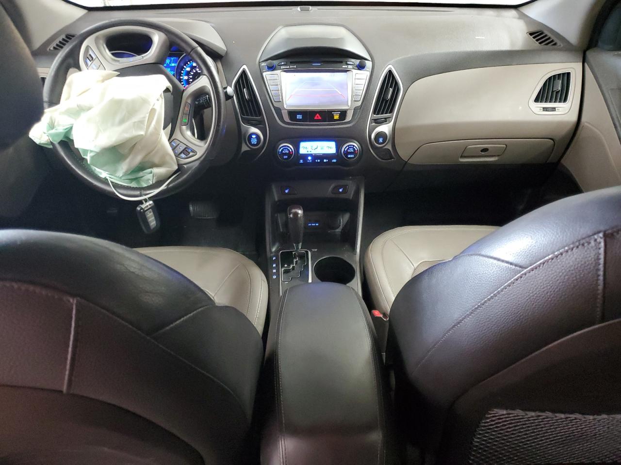 2013 Hyundai Tucson - Image 8