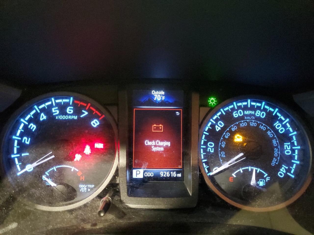 2016 Toyota Tacoma - Image 9