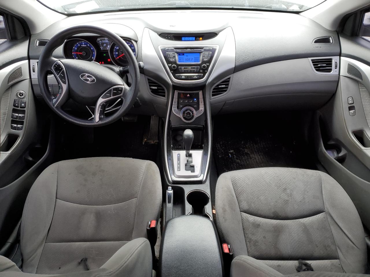 2013 Hyundai Elantra - Image 8