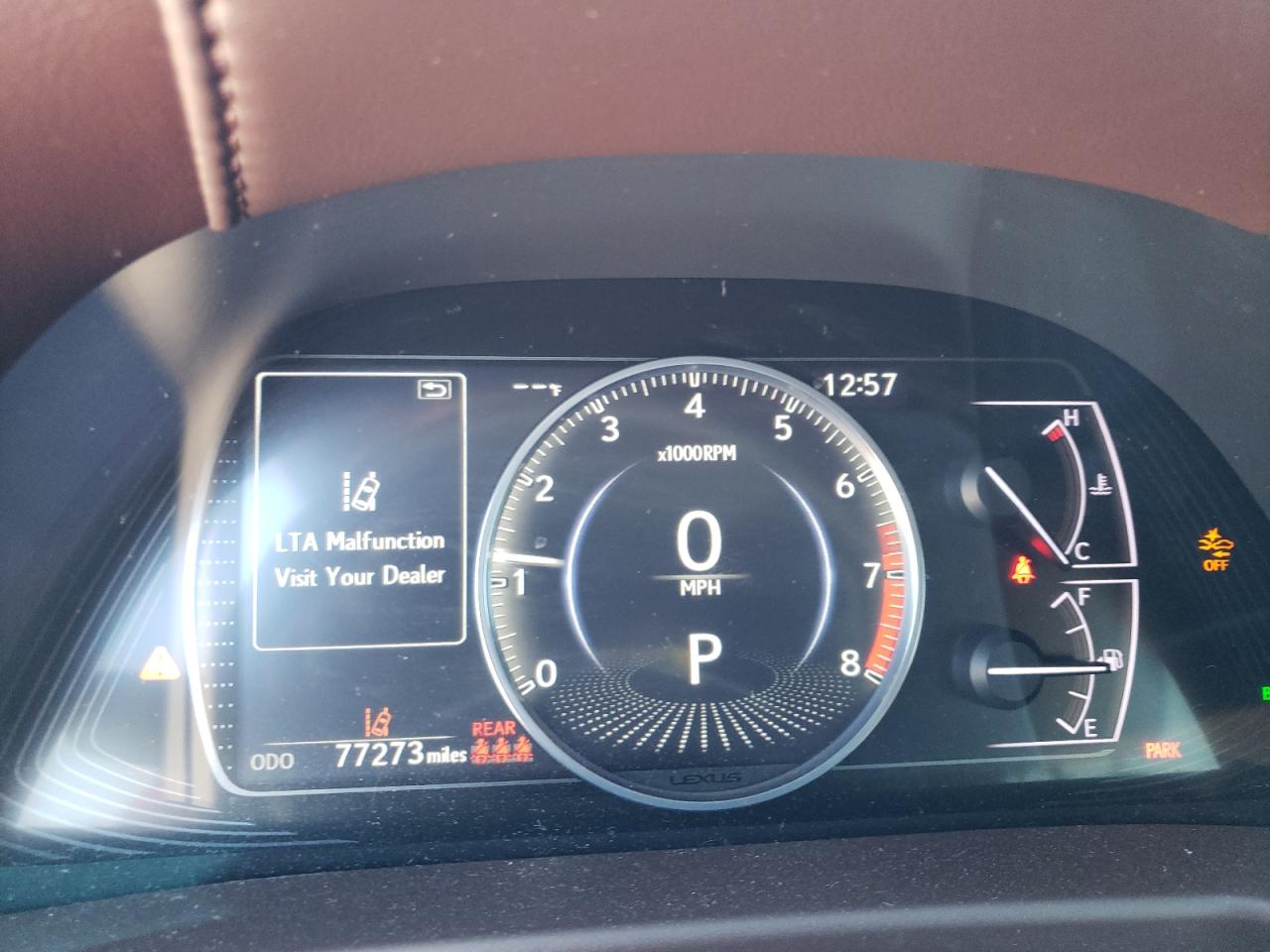 2020 Lexus ES - Image 9