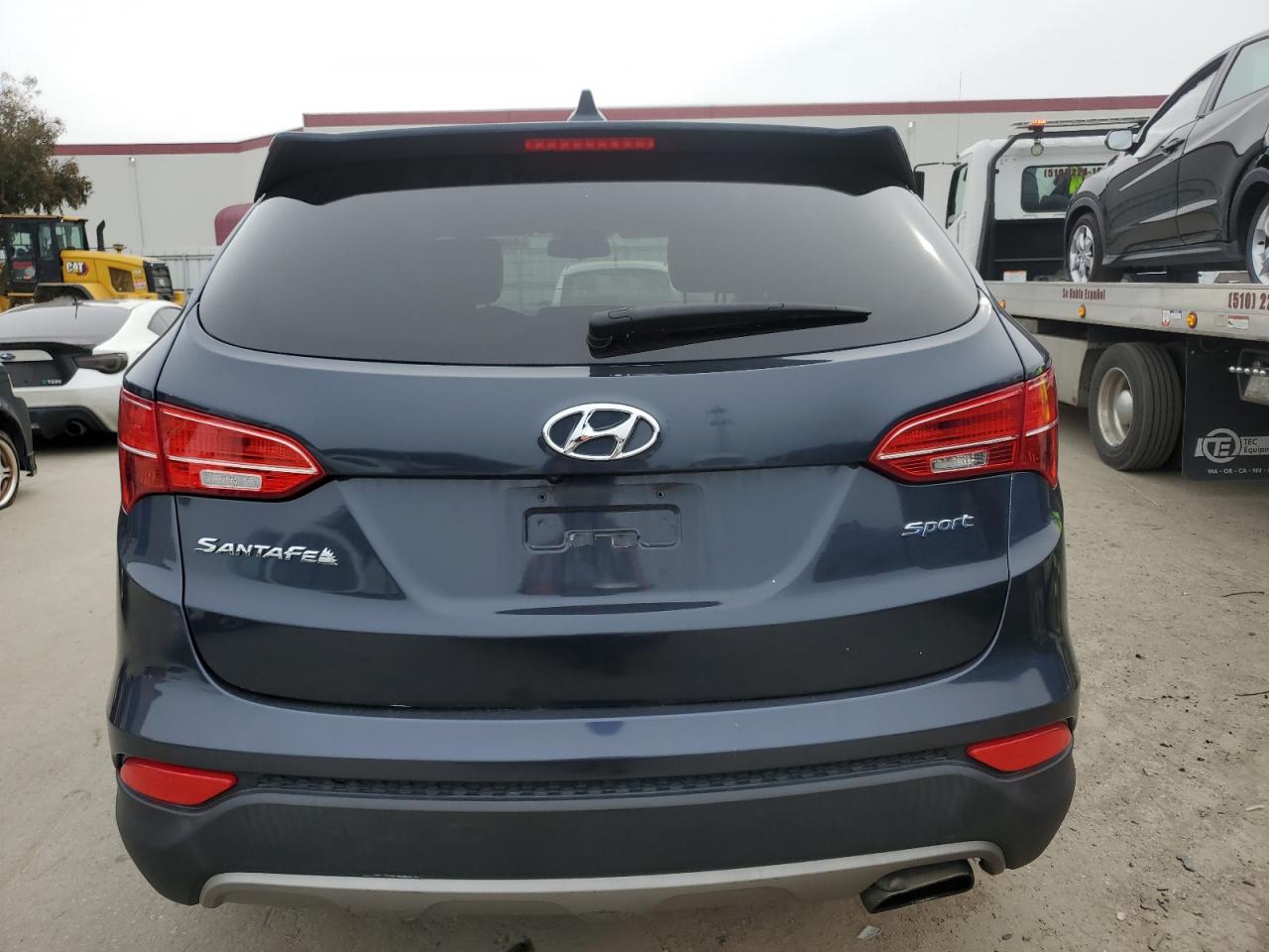 2013 Hyundai Santa Fe - Image 6