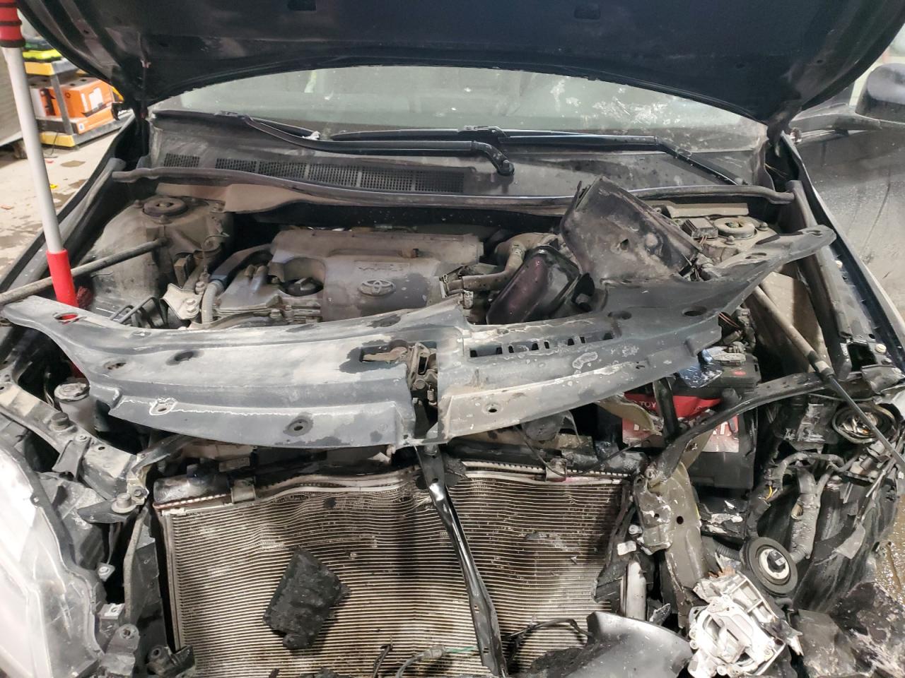 2016 Toyota Camry - Image 11