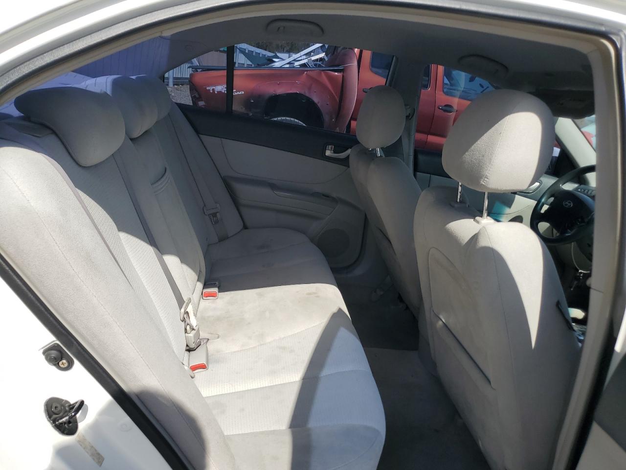 2008 Hyundai Sonata - Image 10