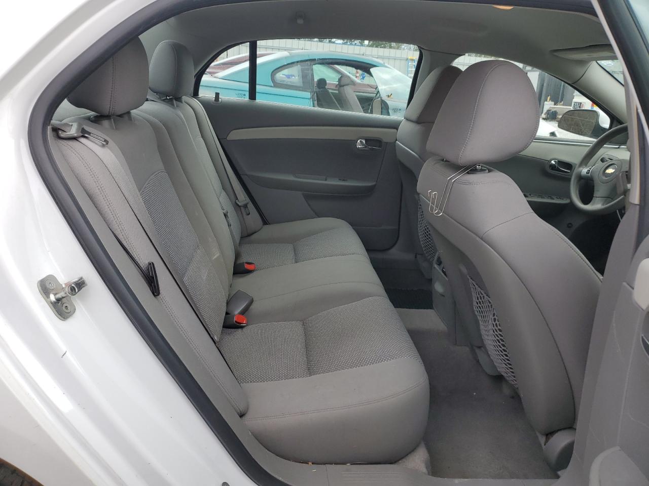2012 Chevrolet Malibu - Image 10