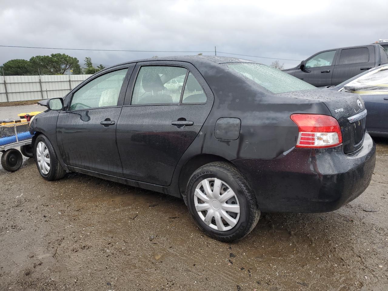 2007 Toyota Yaris - Image 2