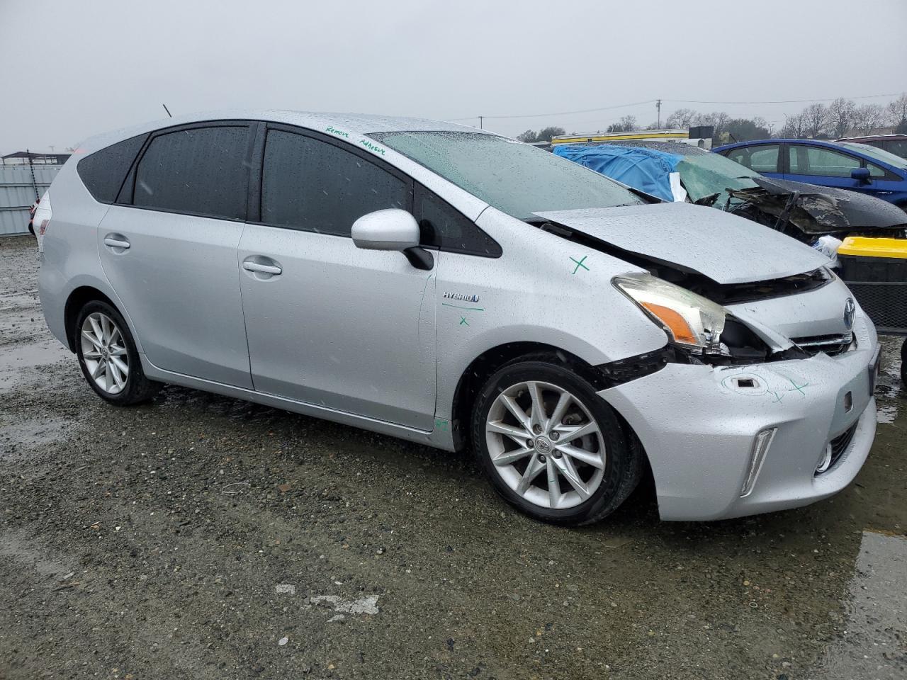 2013 Toyota Prius - Image 4
