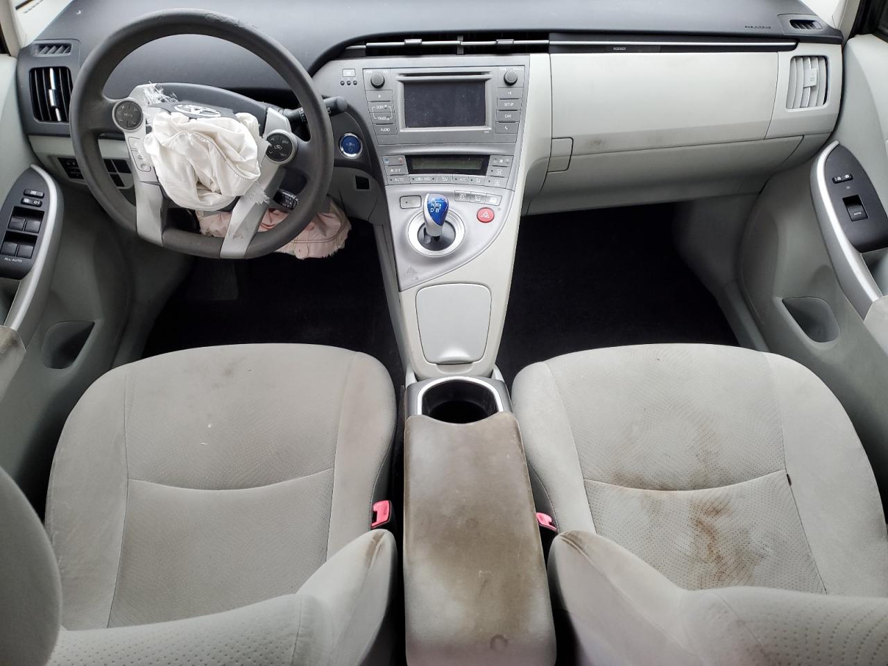 2012 Toyota Prius - Image 8