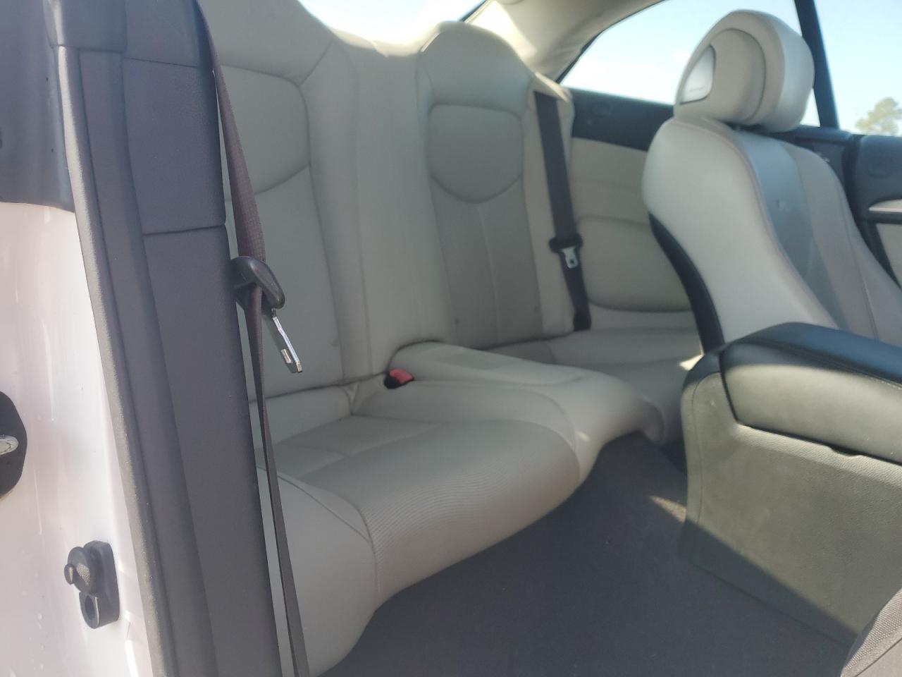 2013 Infiniti G - Image 10