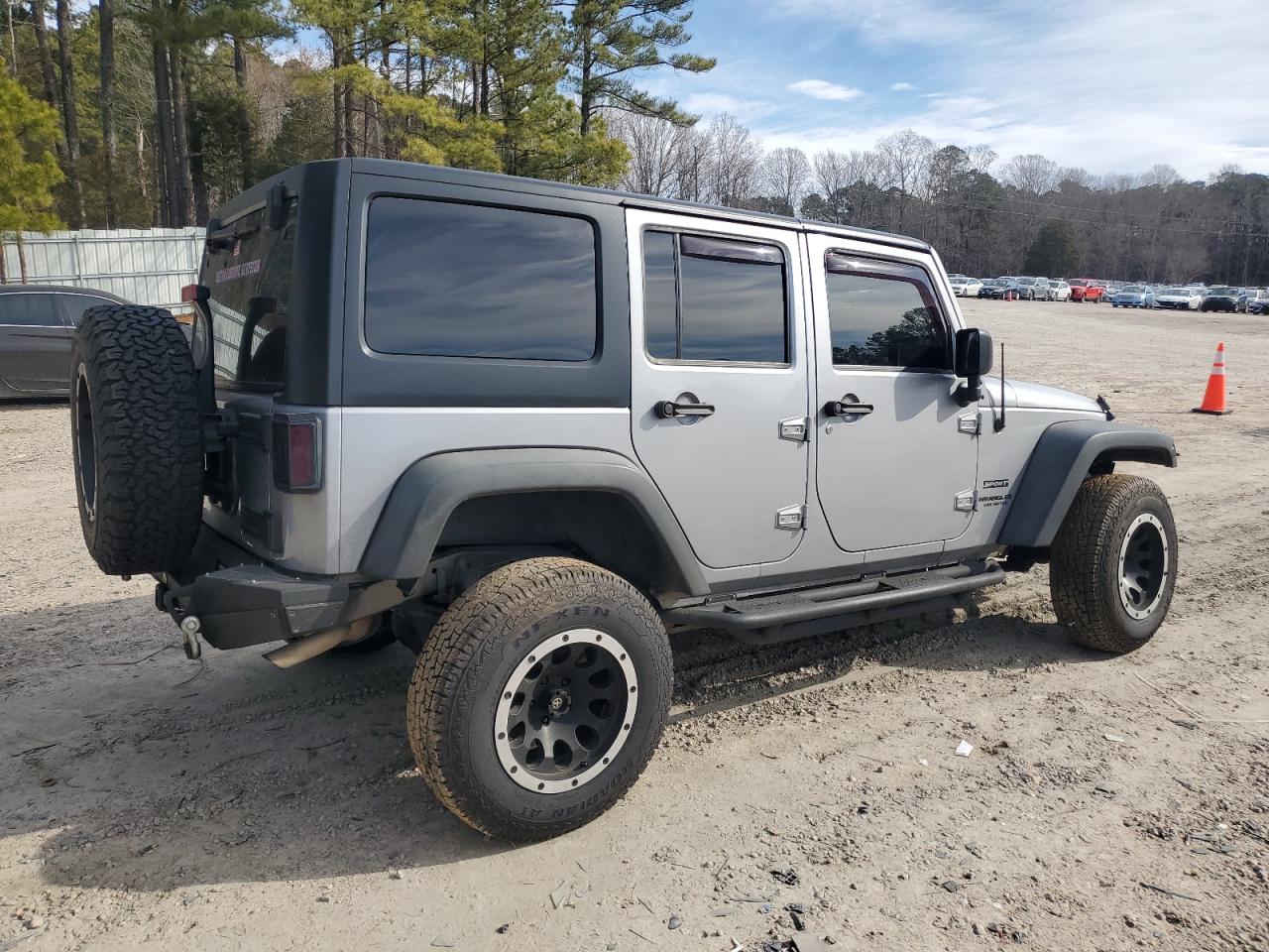 2015 Jeep Wrangler - Image 3