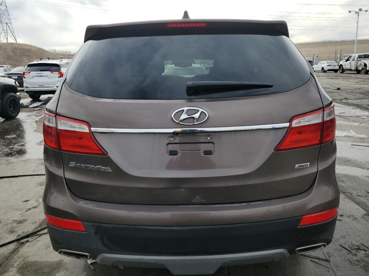 2014 Hyundai Santa Fe - Image 6