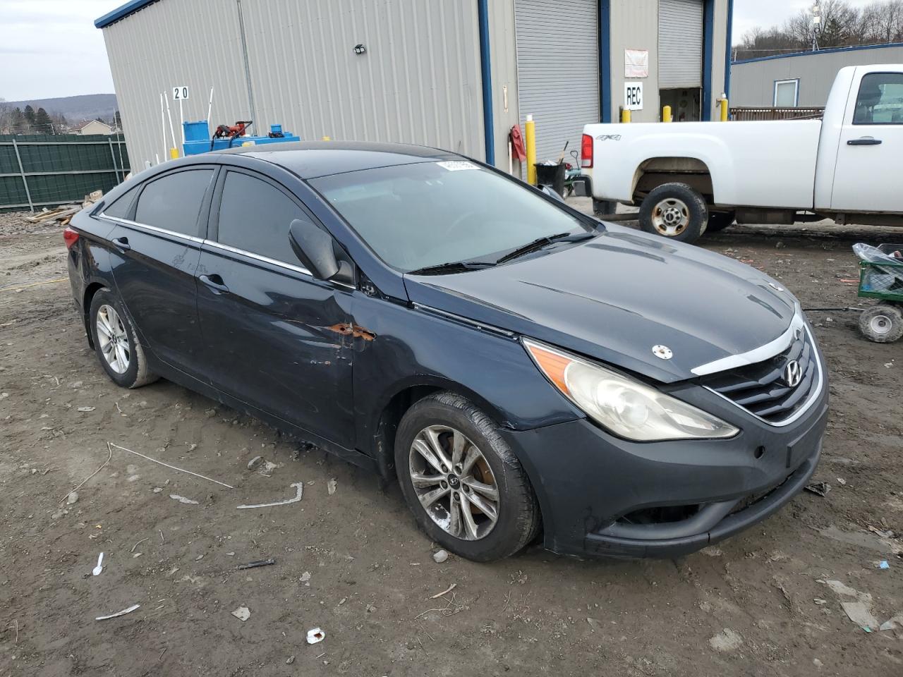 2012 Hyundai Sonata - Image 4