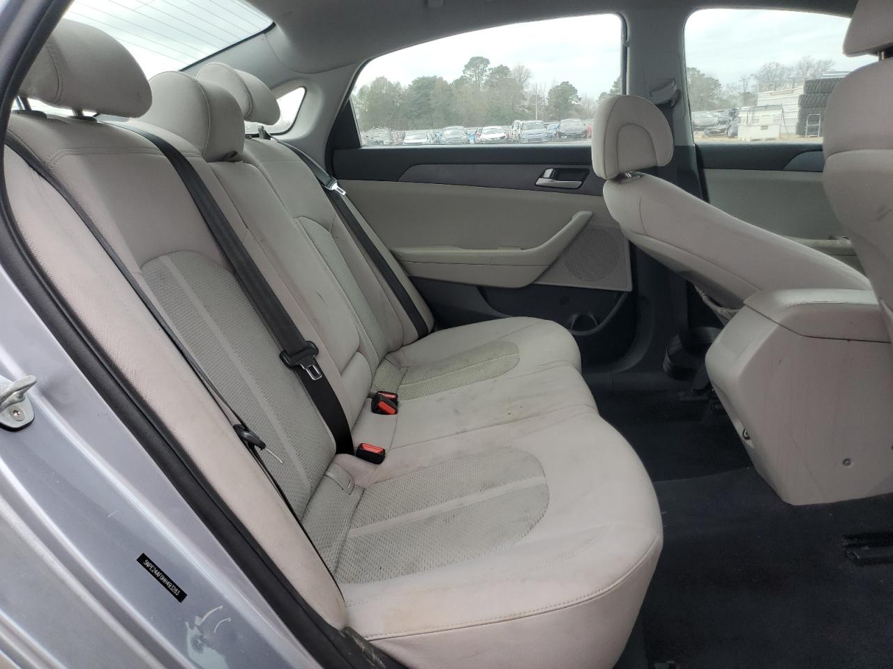 2017 Hyundai Sonata - Image 10