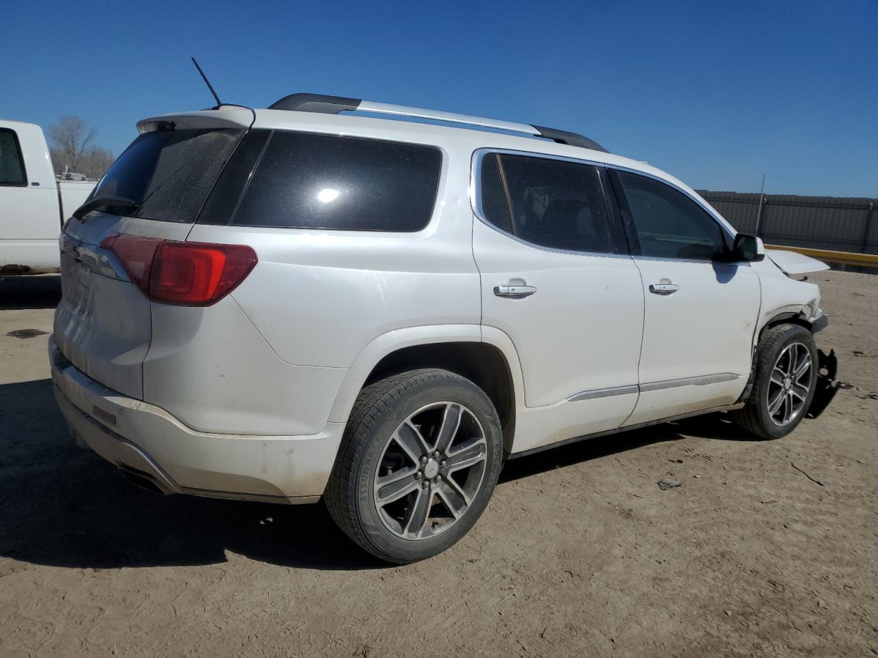 2017 GMC Acadia - Image 3