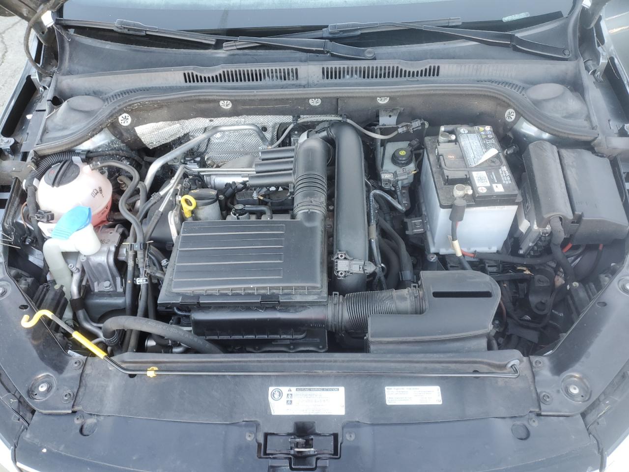2017 Volkswagen Jetta - Image 13