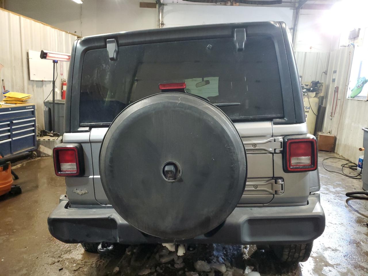 2019 Jeep Wrangler - Image 6