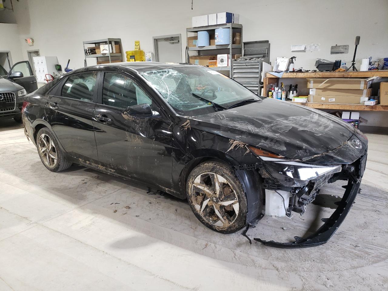 2023 Hyundai Elantra - Image 4