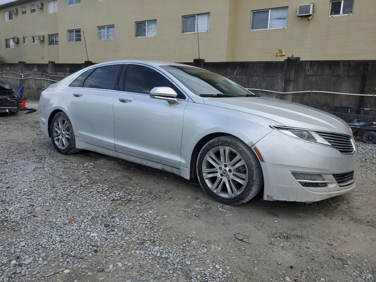 2014 Lincoln MKZ - Image 4