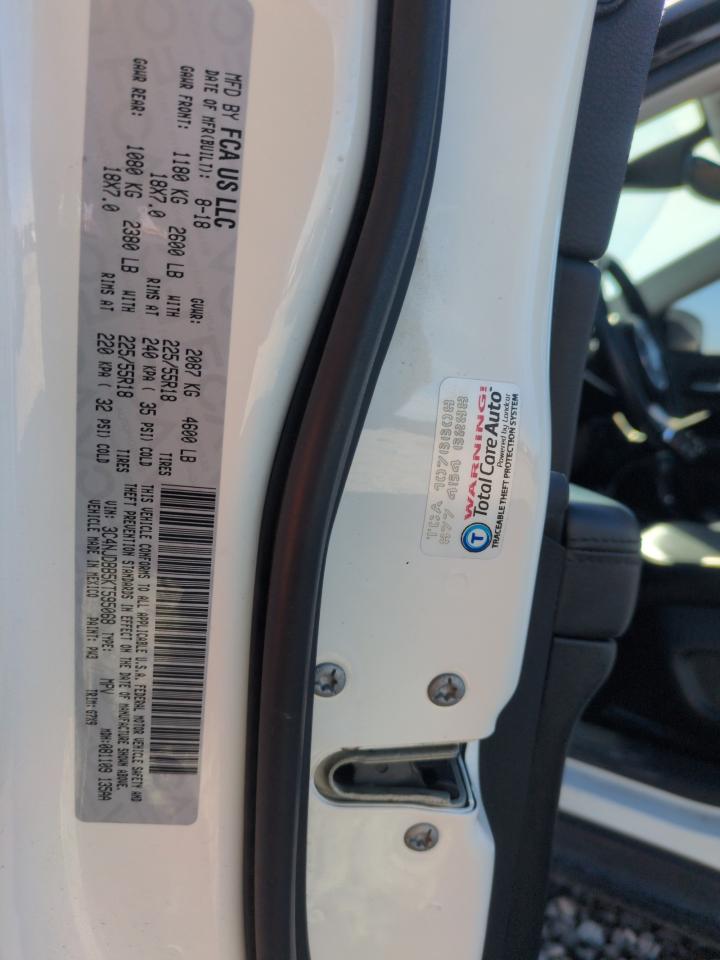 2019 Jeep Compass - Image 12