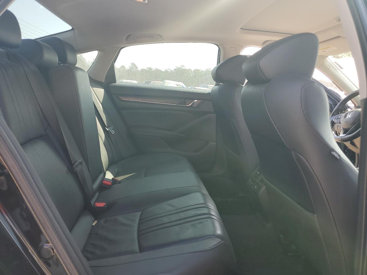 2021 Honda Accord - Image 10