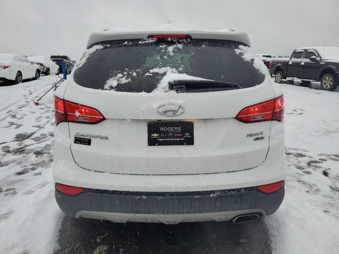 2015 Hyundai Santa Fe - Image 6