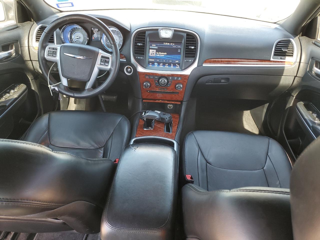 2014 Chrysler 300 - Image 8