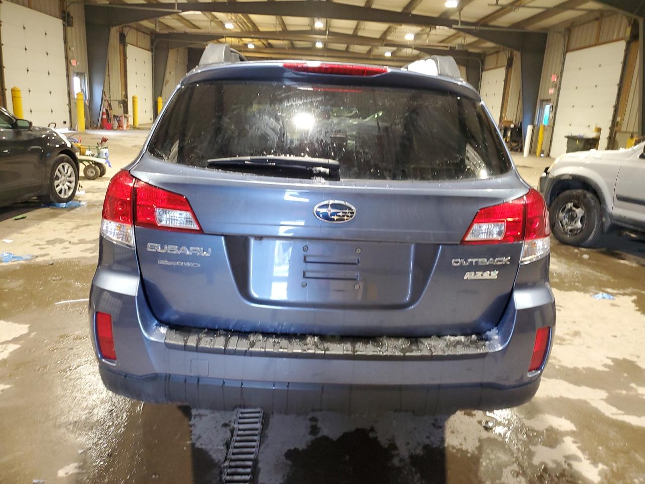 2013 Subaru Outback - Image 6