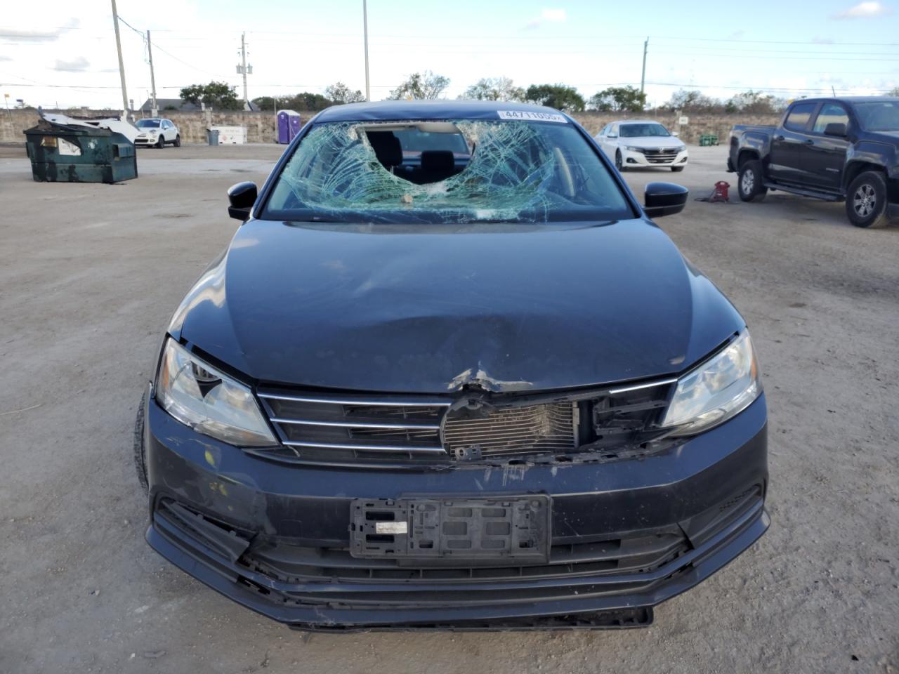 2016 Volkswagen Jetta - Image 5