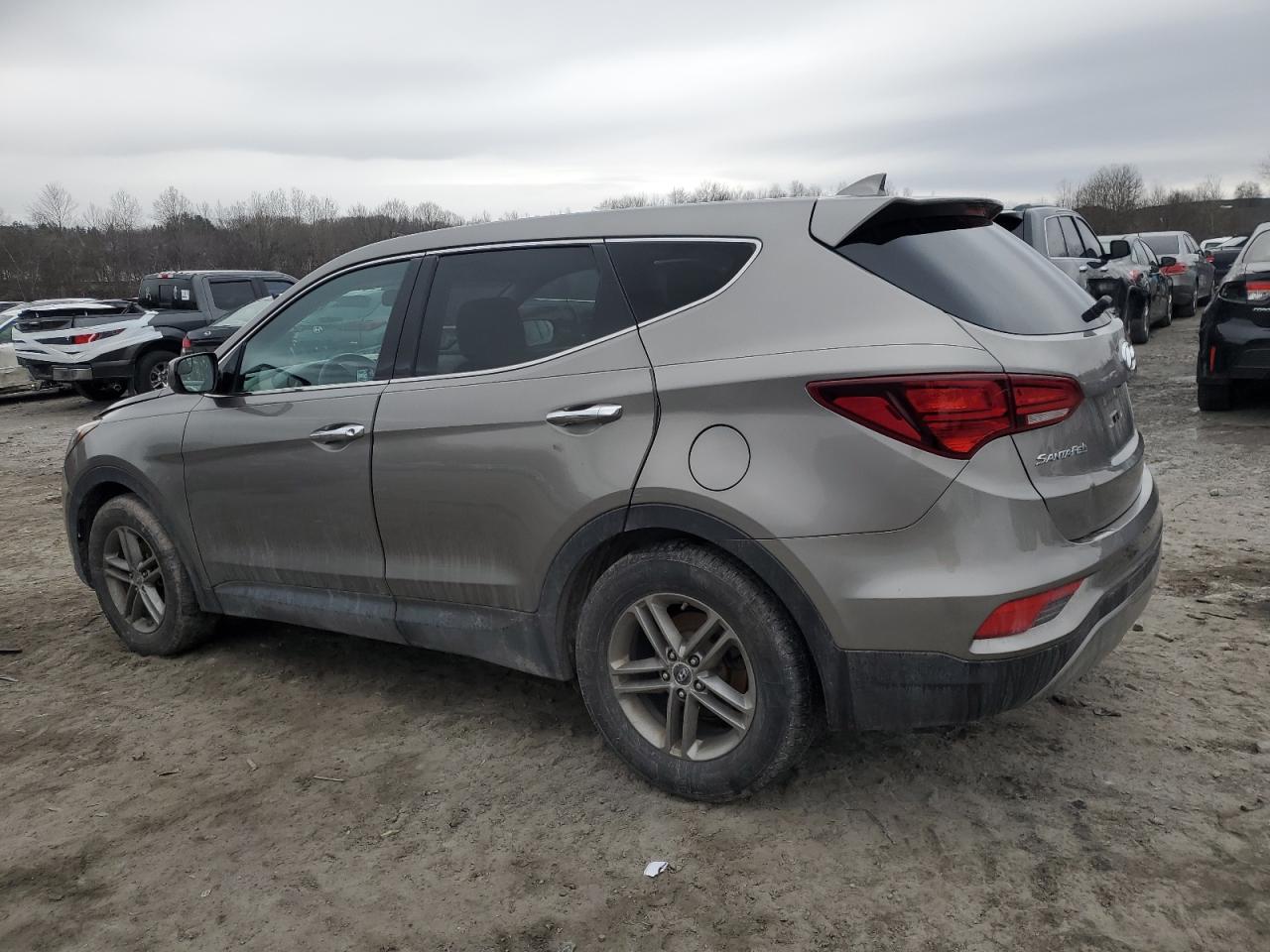 2017 Hyundai Santa Fe - Image 2