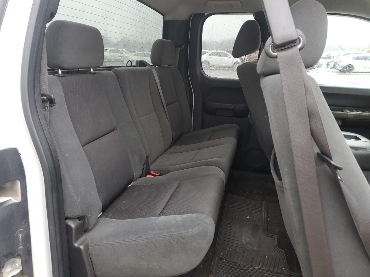 2009 Chevrolet Silverado - Image 10