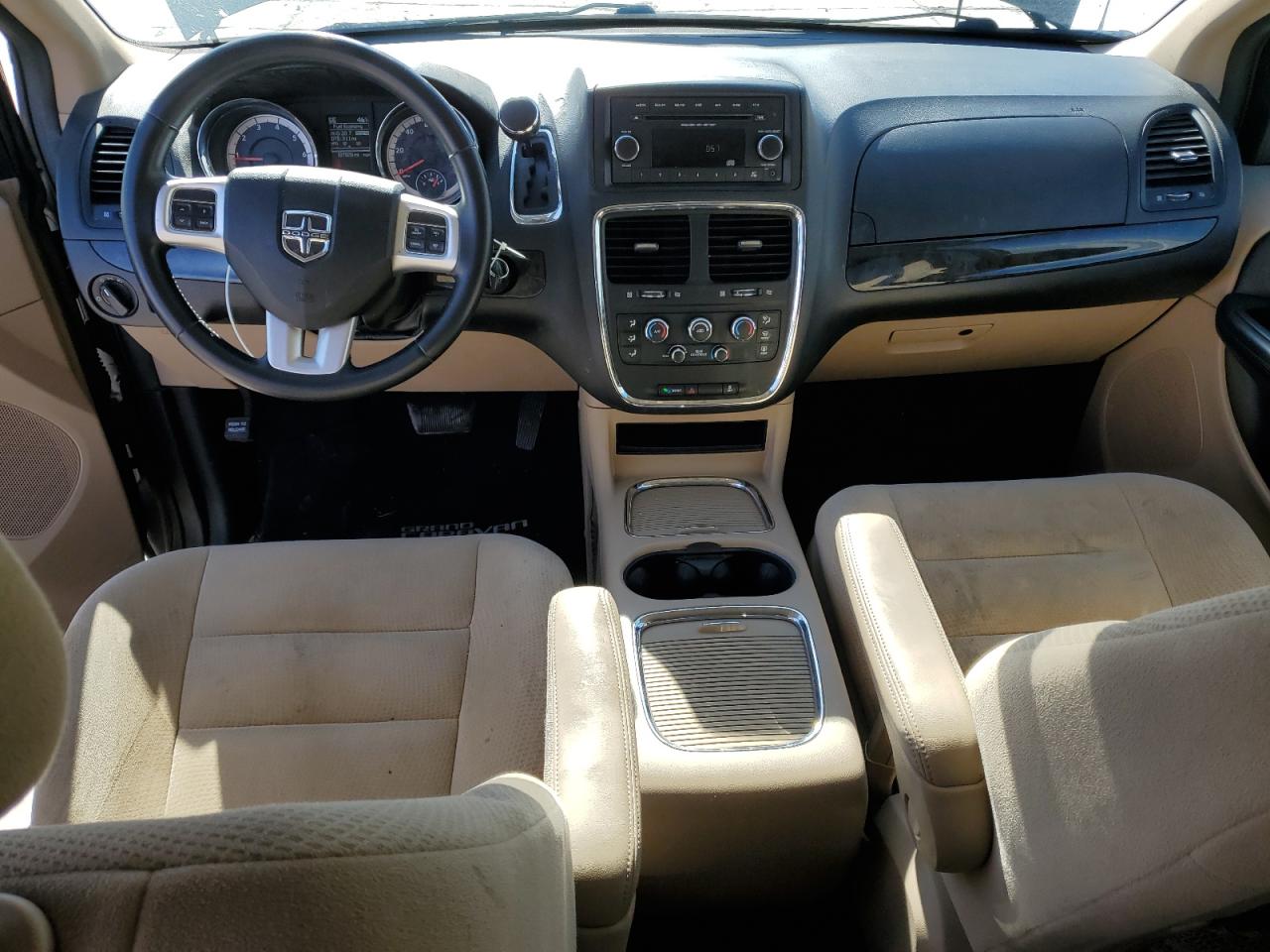 2016 Dodge Caravan - Image 8