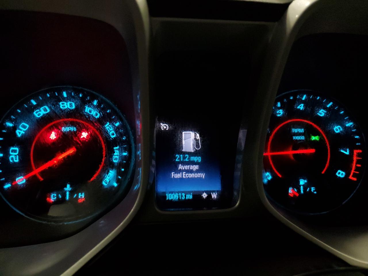 2015 Chevrolet Camaro - Image 9