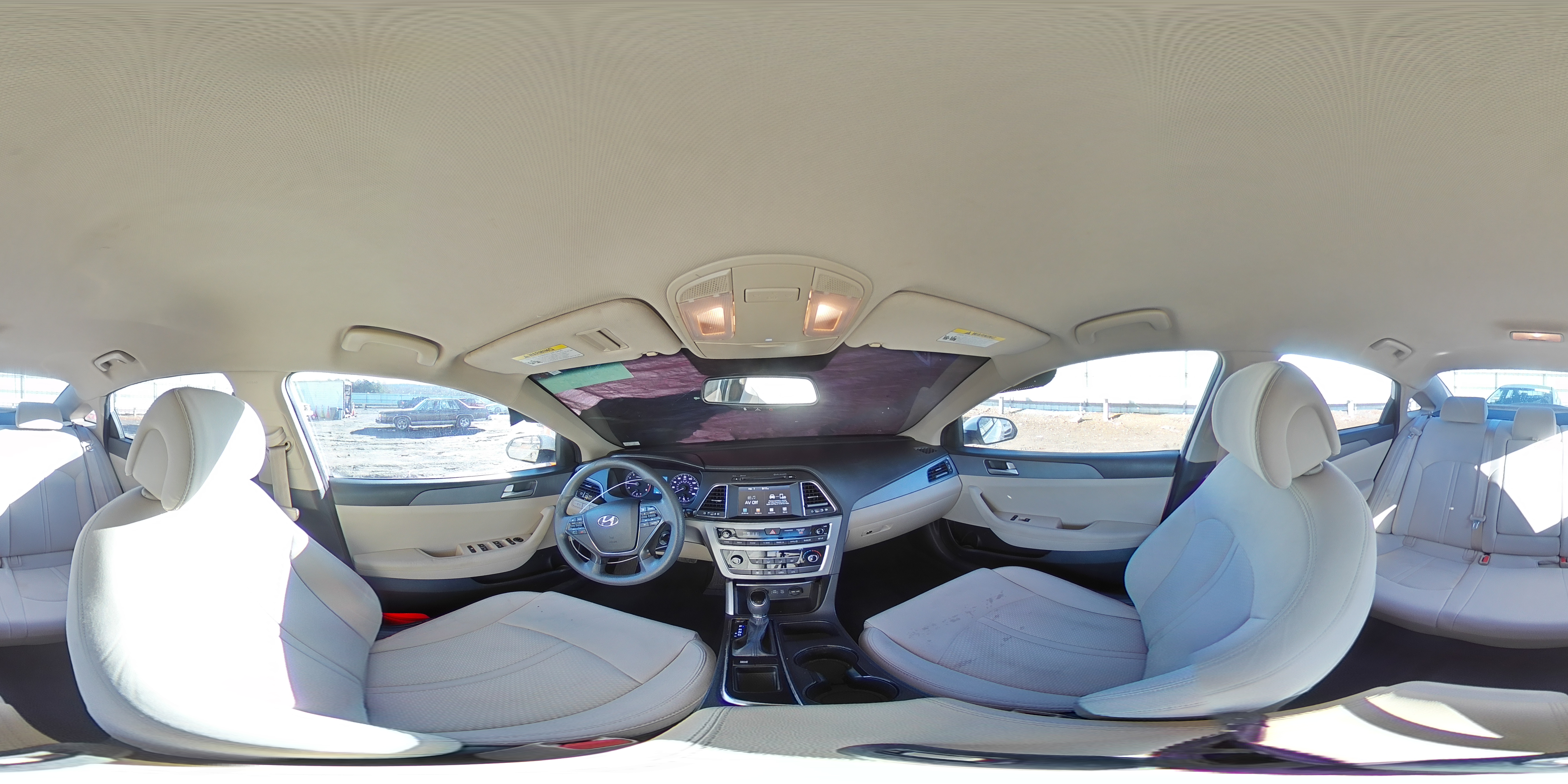2017 Hyundai Sonata - Image 13