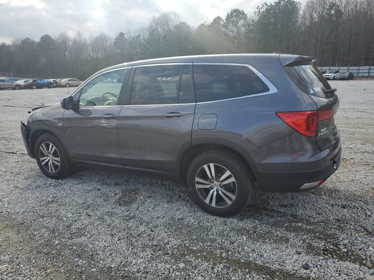 2018 Honda Pilot - Image 2