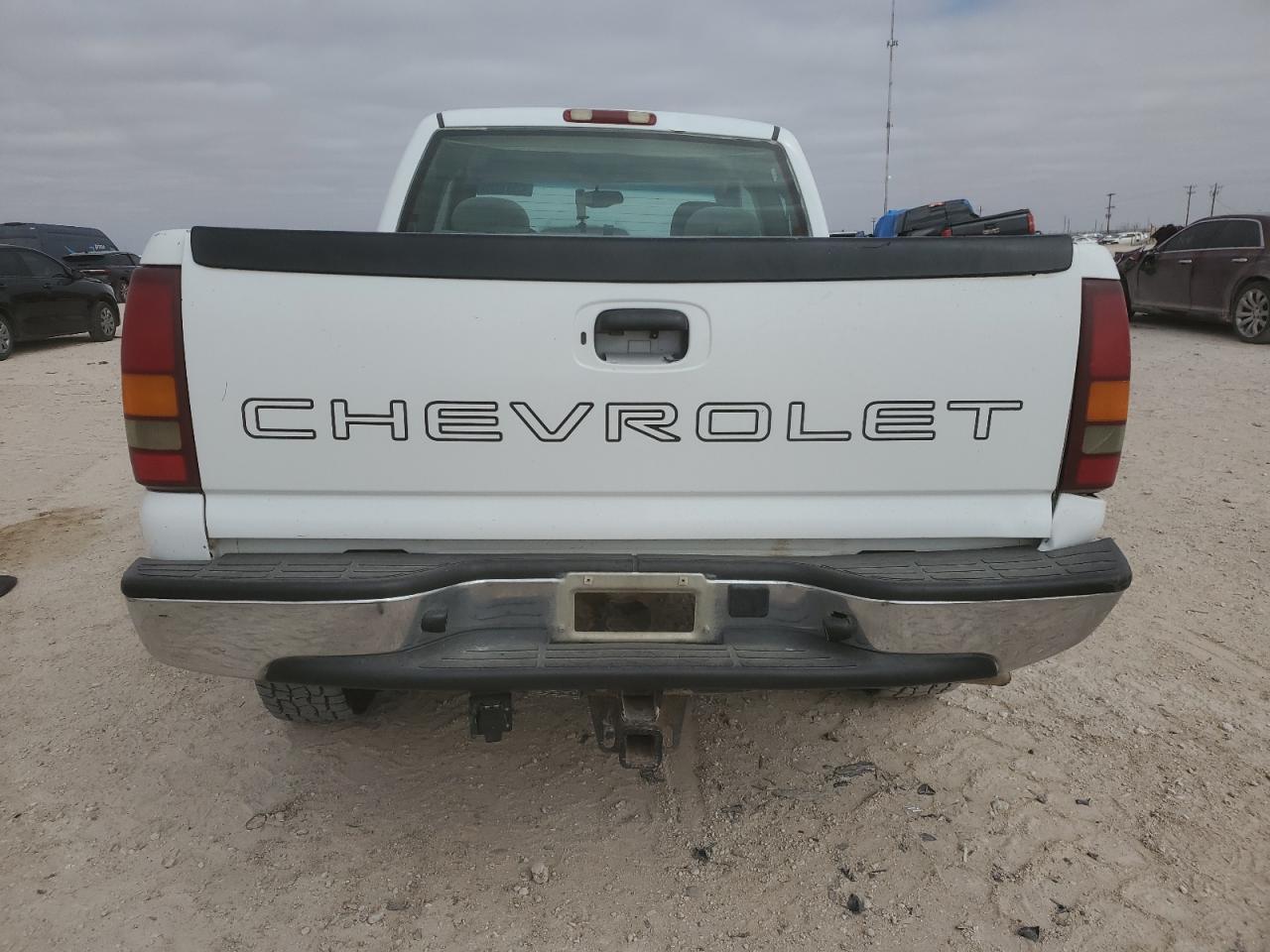 2005 Chevrolet Silverado - Image 6